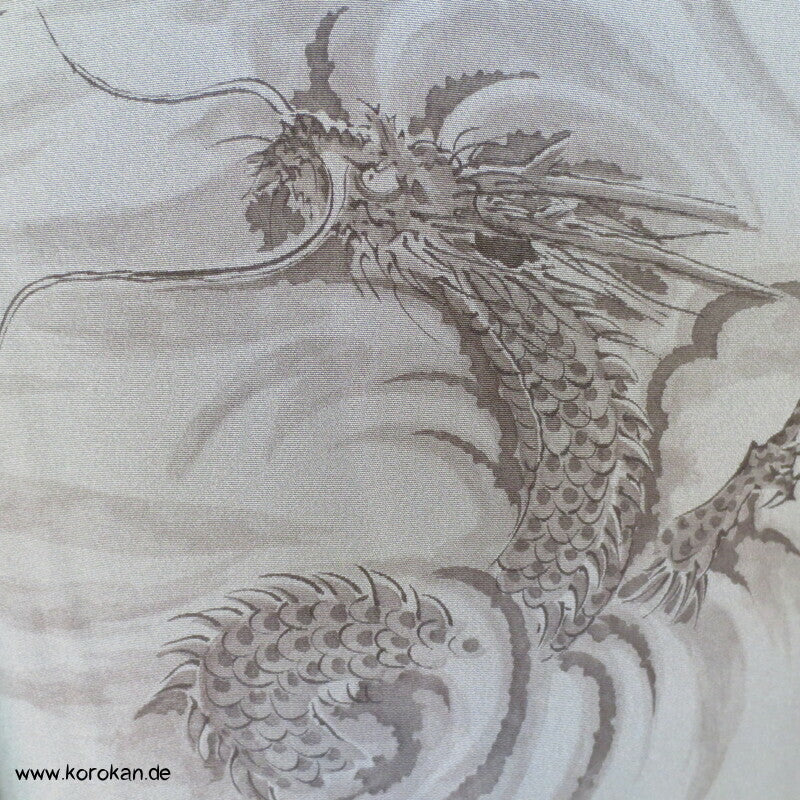 graue Drachen Seide, Juban Kimono