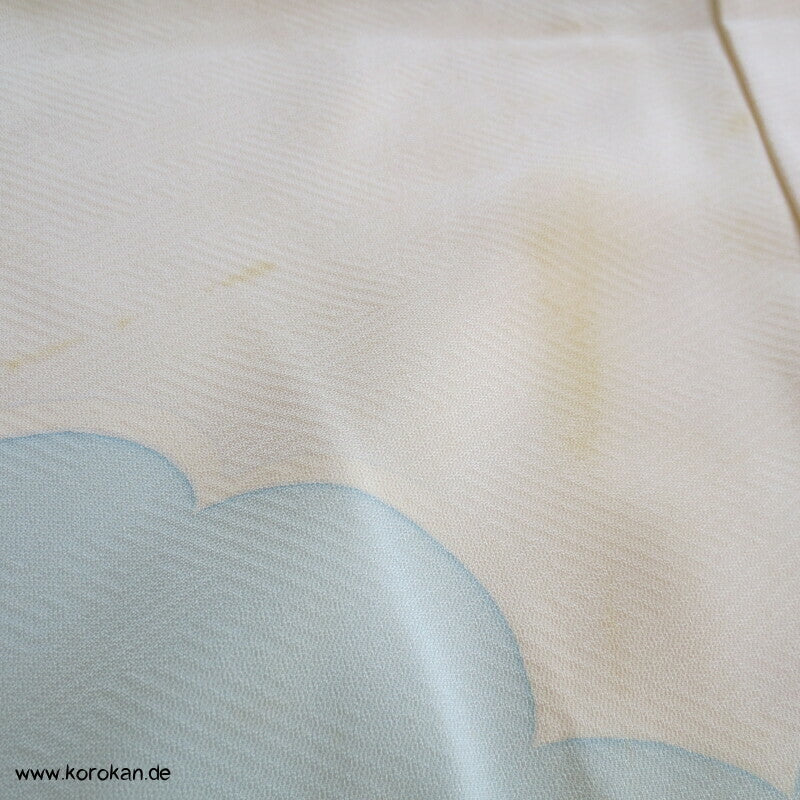 Fächer, Blüten Furisode, Seidendamast Karieba Kimono Stoff