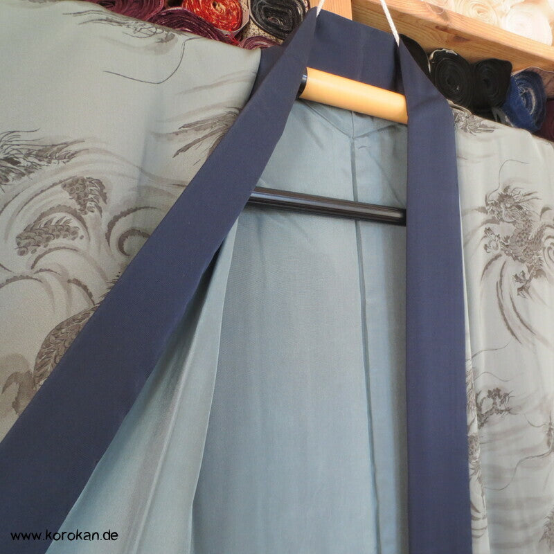 graue Drachen Seide, Juban Kimono