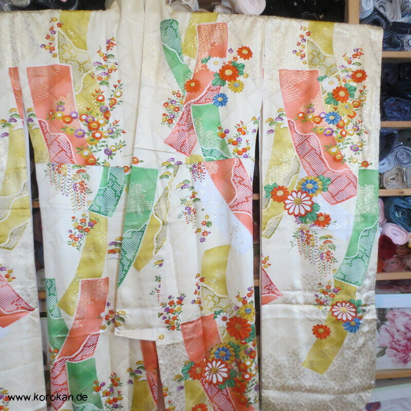 Mitzukoshi Furisode Kimono bunte Tanzaku Streifen mit Wisteria, Golddruck und Stickerei