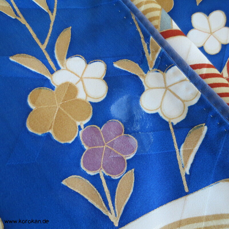 Brücken über Wellen mit Gold und hängenden Blüten Furisode Seidendamast Kimono