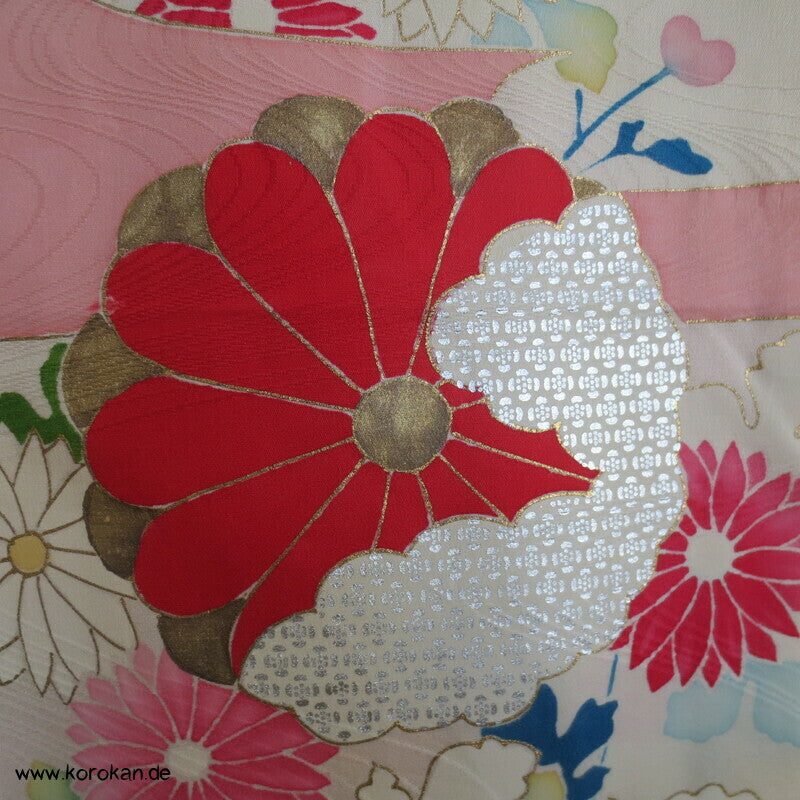 Blüten Furisode Seidendamast Karieba