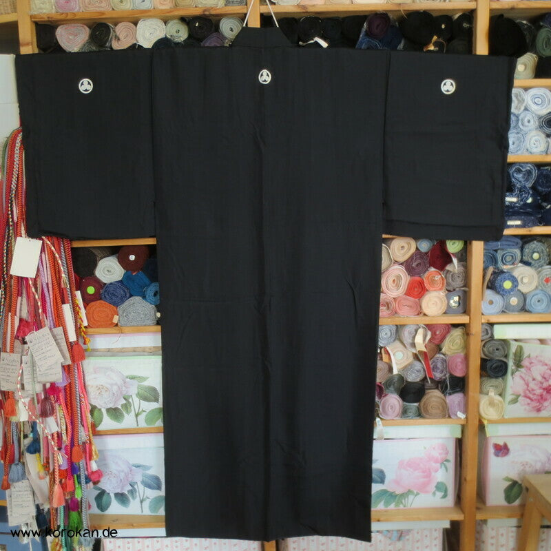 Montsuki Kimono, 5 x 3 Eichenblatt Mon