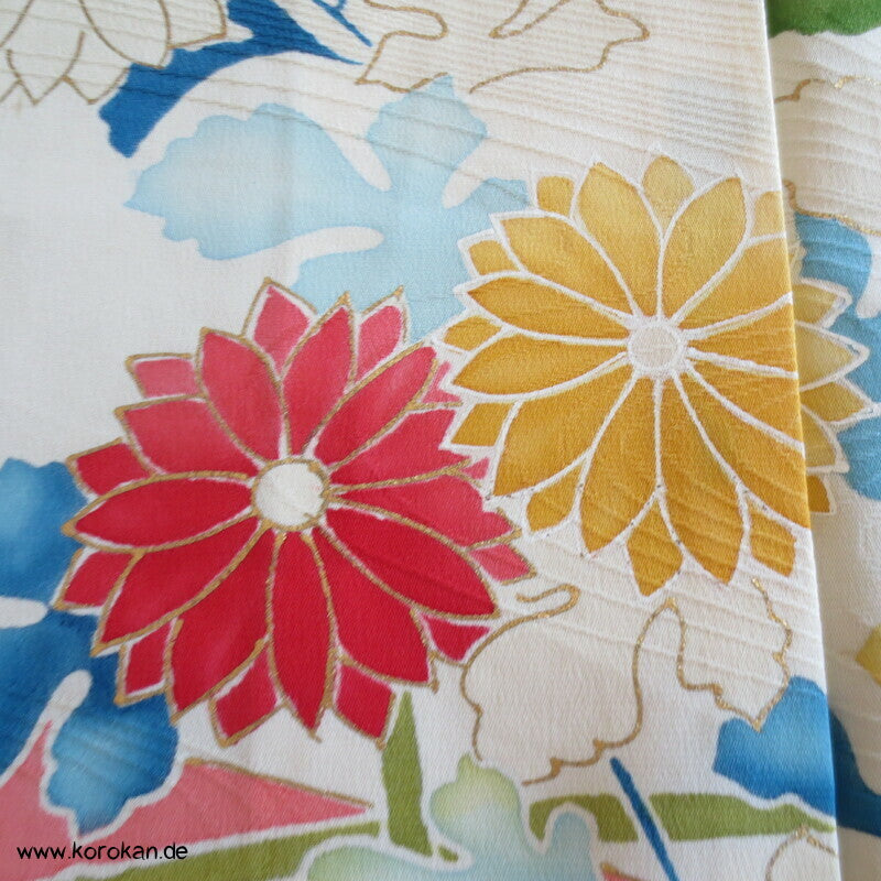 Blüten Furisode Seidendamast Karieba