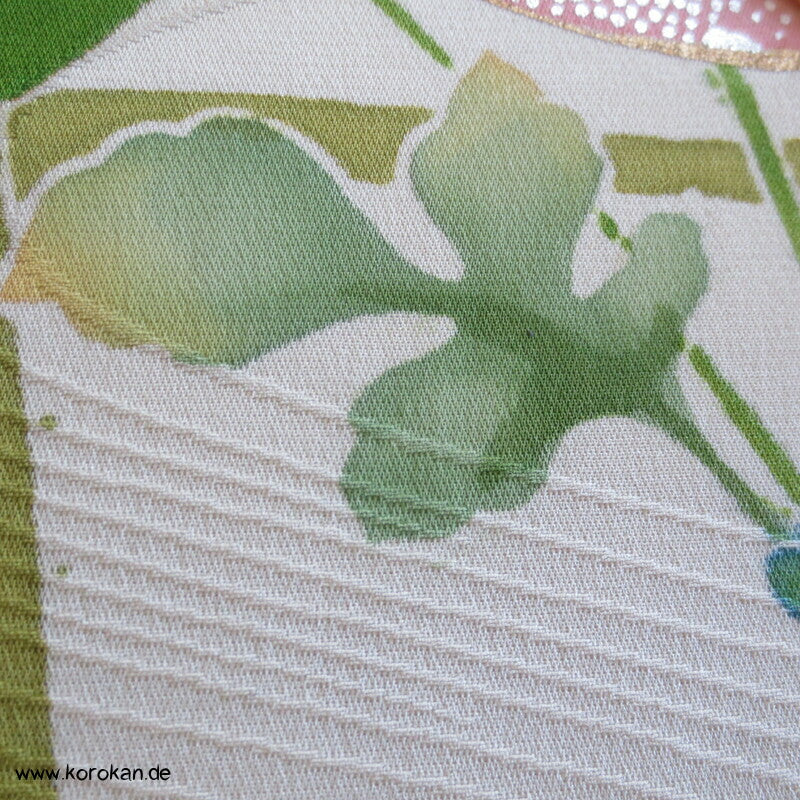 Blüten Furisode Seidendamast Karieba