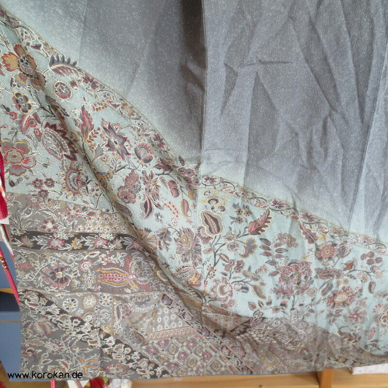 Arabesken vor Schneegestöber Homongi Kimono