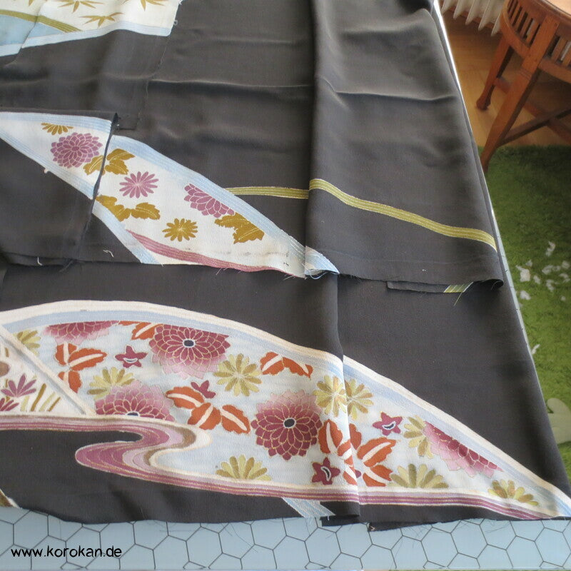 Araihari Tomesode Kimono Stoffreste - nur als Bastelmaterial