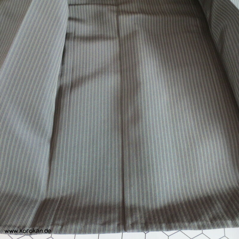 grün gestreifte Hakama - Andon - Rock - Typ