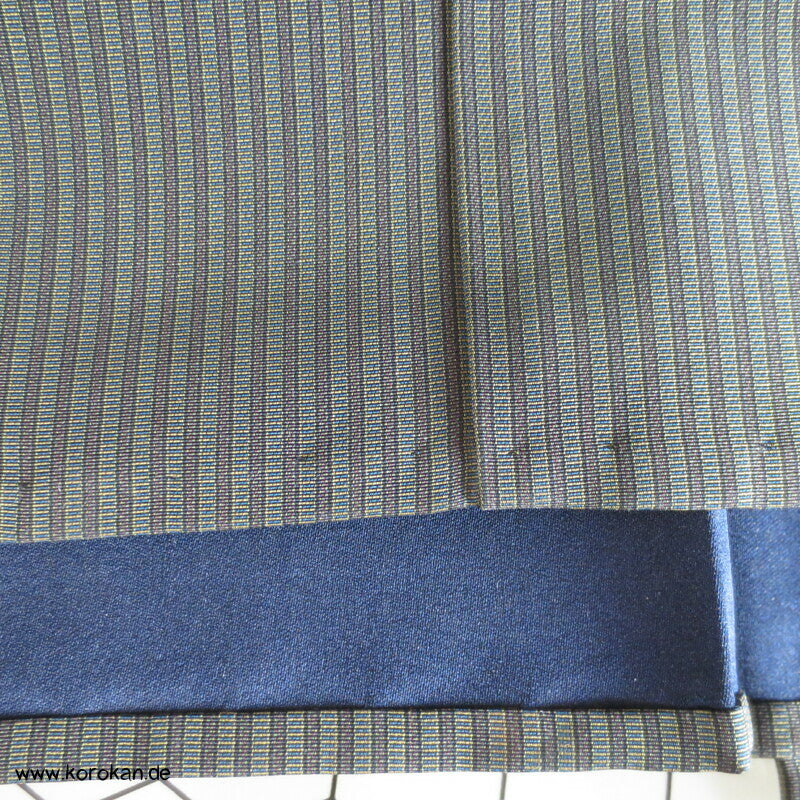 grün gestreifte Hakama - Andon - Rock - Typ