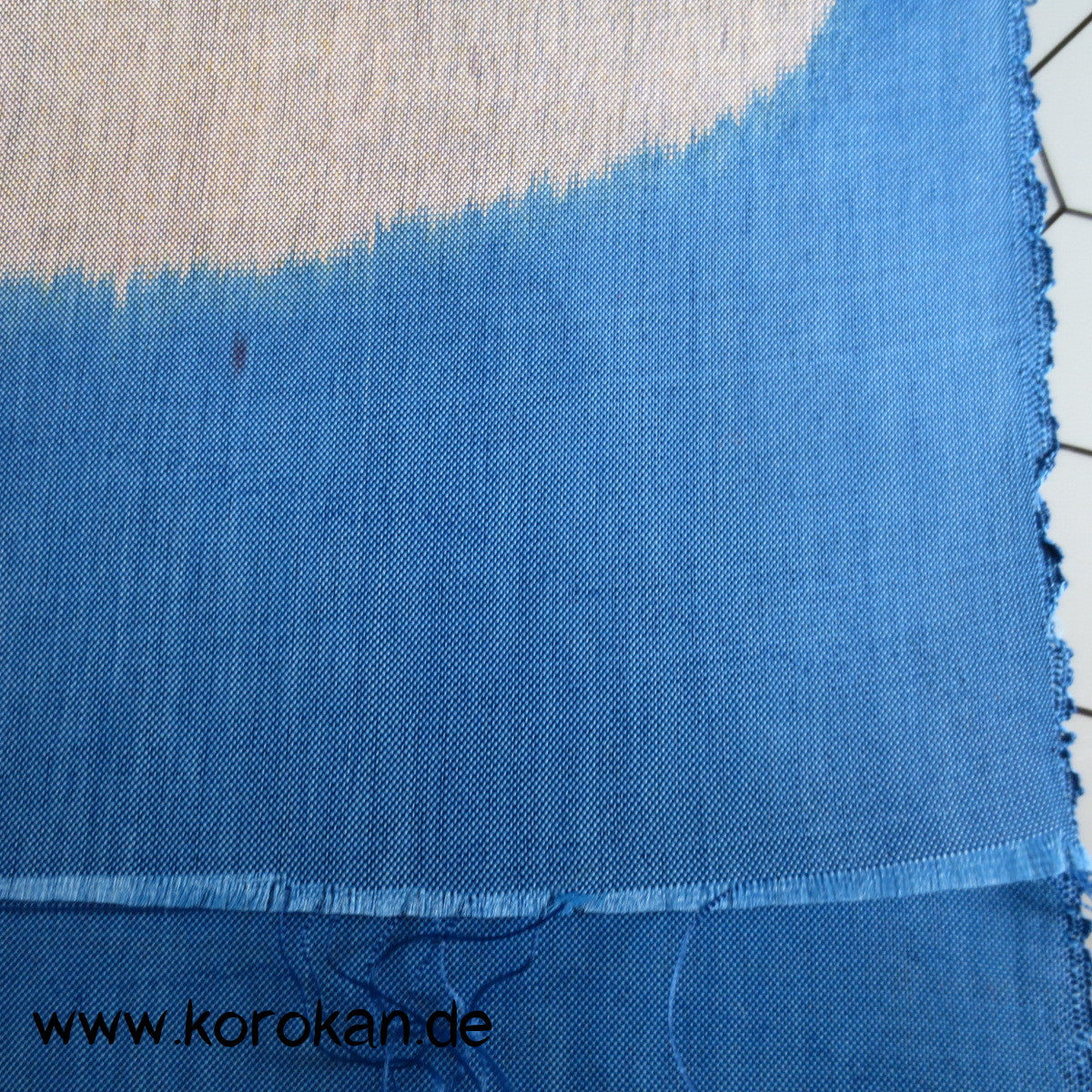 Wolken auf blau Kasuri zarter Kimono Stoff, zellulosische Faser