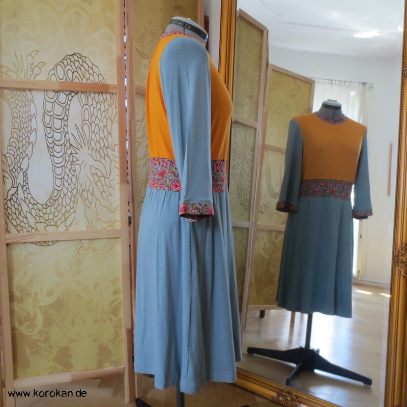Kombistoffe Jerseykleid, orange, petrol, abgesetzte Kanten