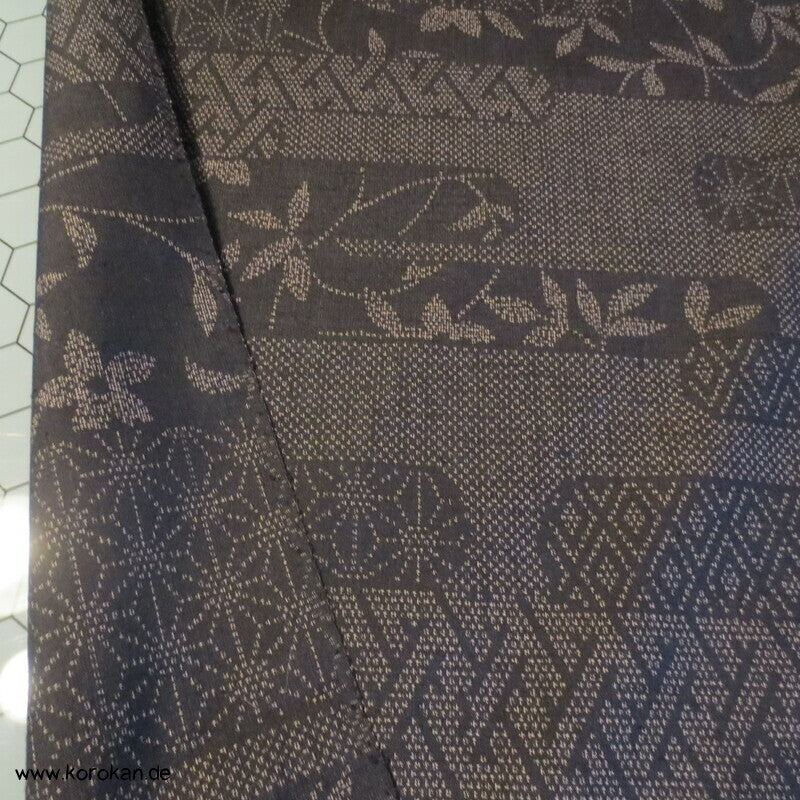 Stoffrolle Tsumugi Kimono Seide Tanmono Egasumi Nebel mit Mustern