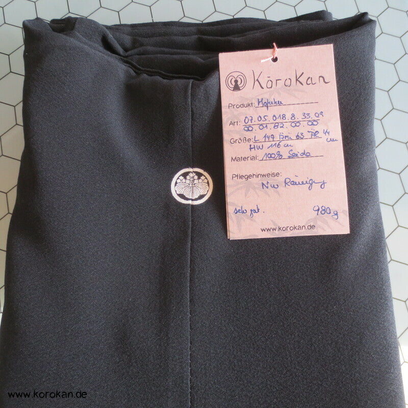 Paulownia Mon Mofuku formeller Kimono