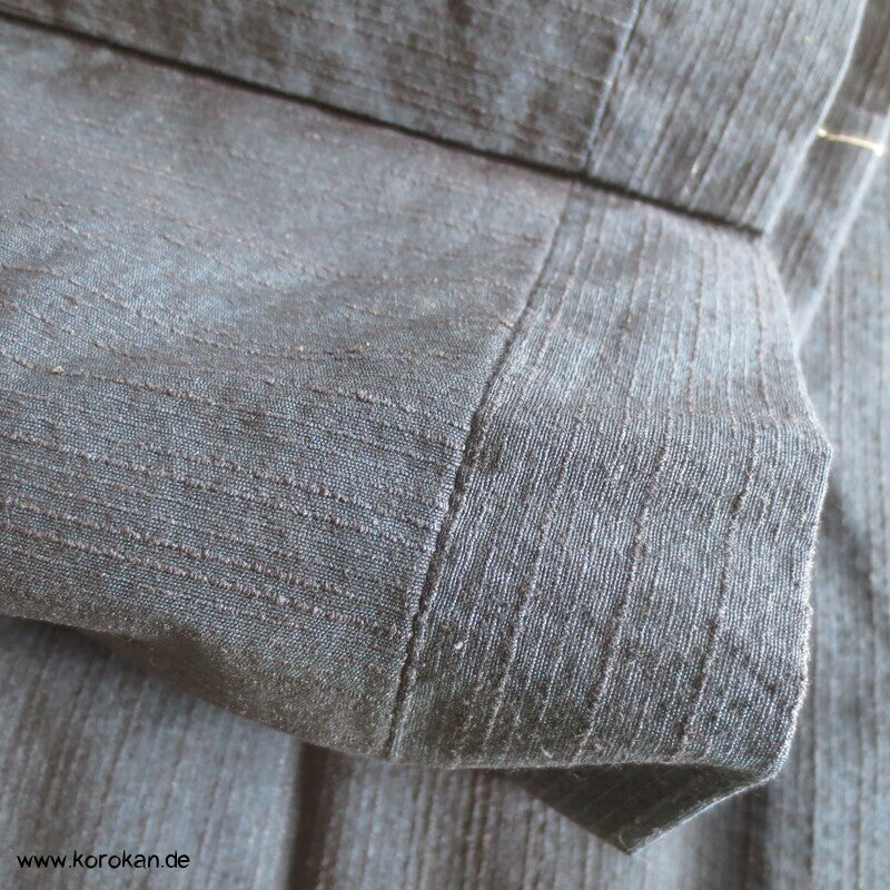 Haori Tsumugi Seide Kimono Jacke, handgemaltes Landschaftsfutter