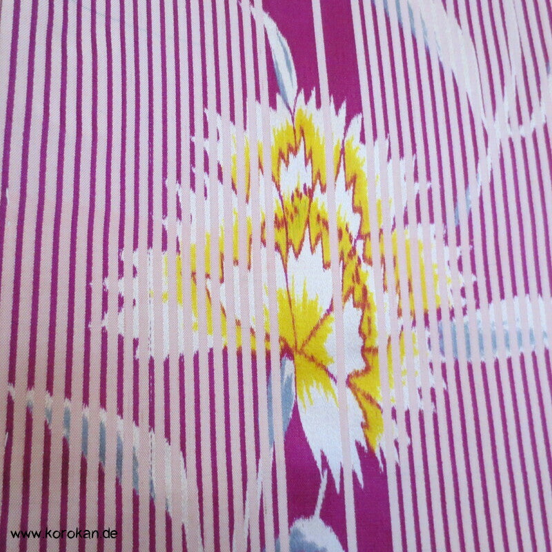 Satin Kasuri Streifen, Nadeshiko Komon Kimono