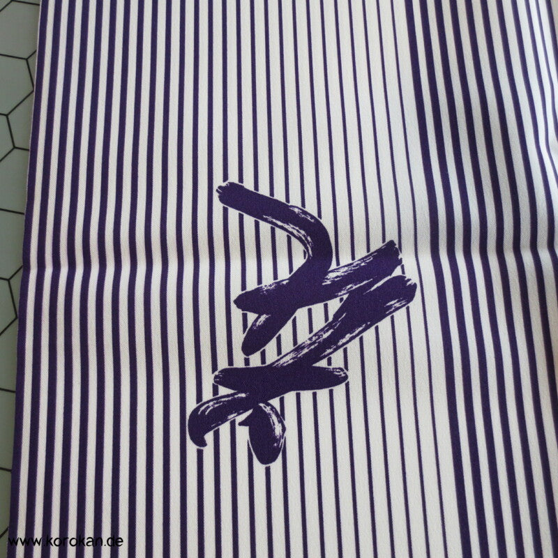 Streifen und Kanji Kimono Crepe Synthetik