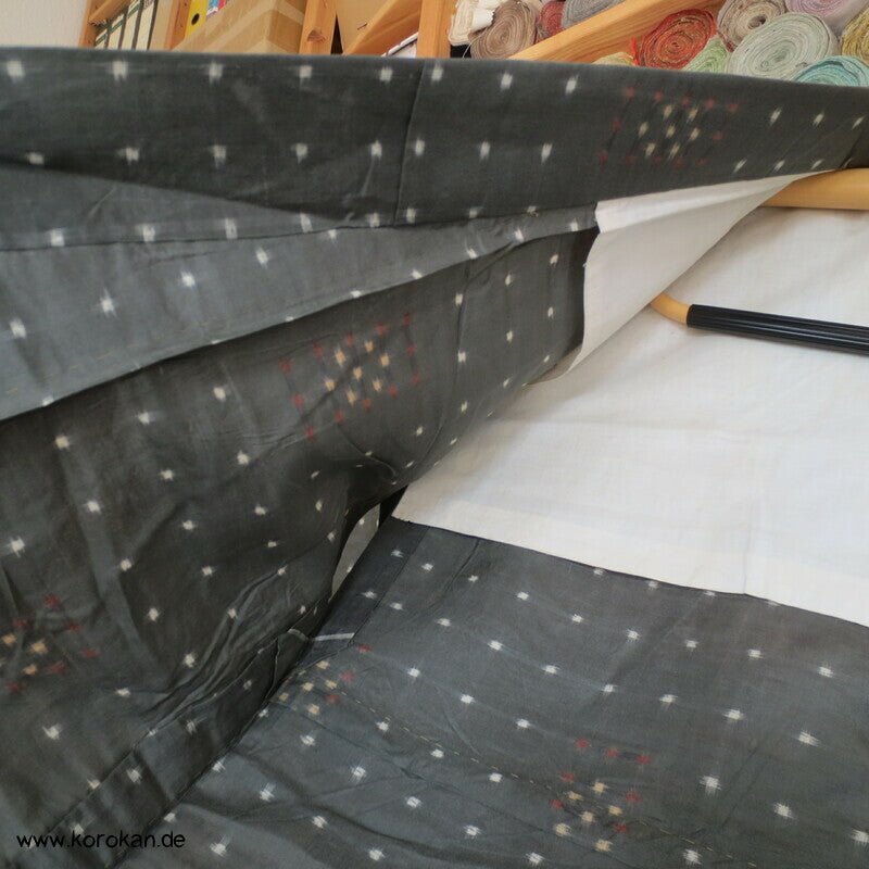 graugrün mit feinem Kasuri Karo Meisen Hitoe Kimono