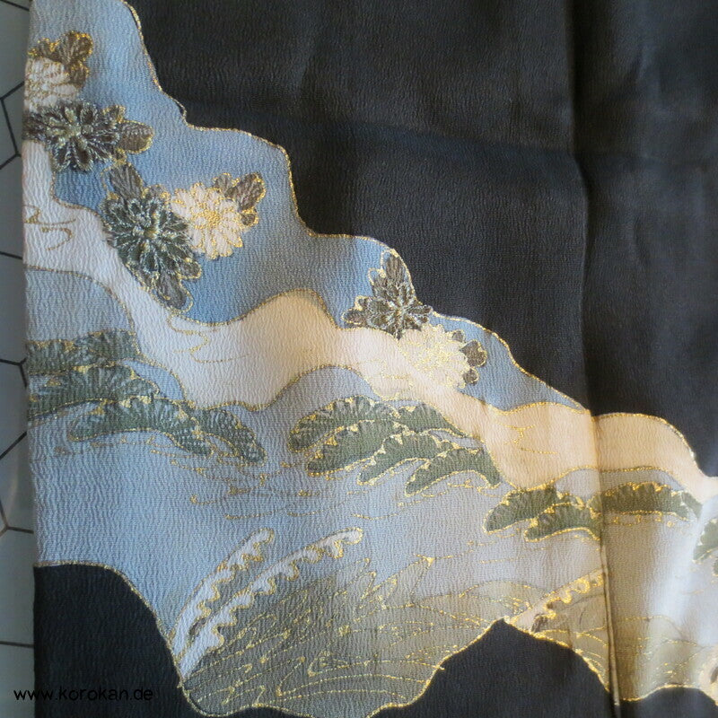 japanischer Tomesode Seidencrepe Kimono mit schmalen Flusslauf