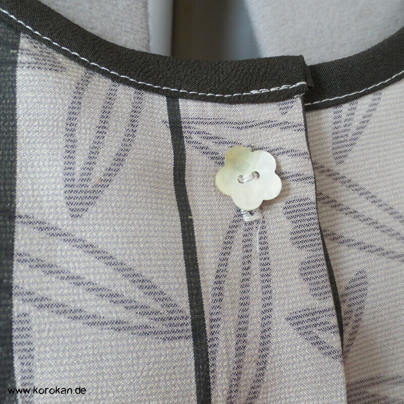 Blätter und Streifen Araihari Kimono Seide Blusentop