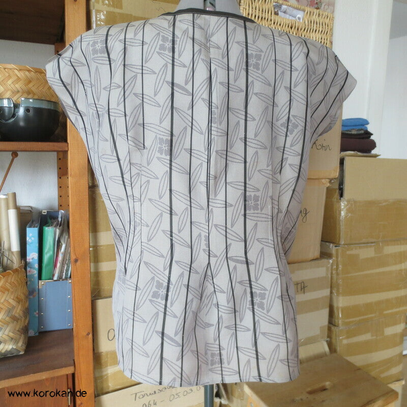 Blätter und Streifen Araihari Kimono Seide Blusentop
