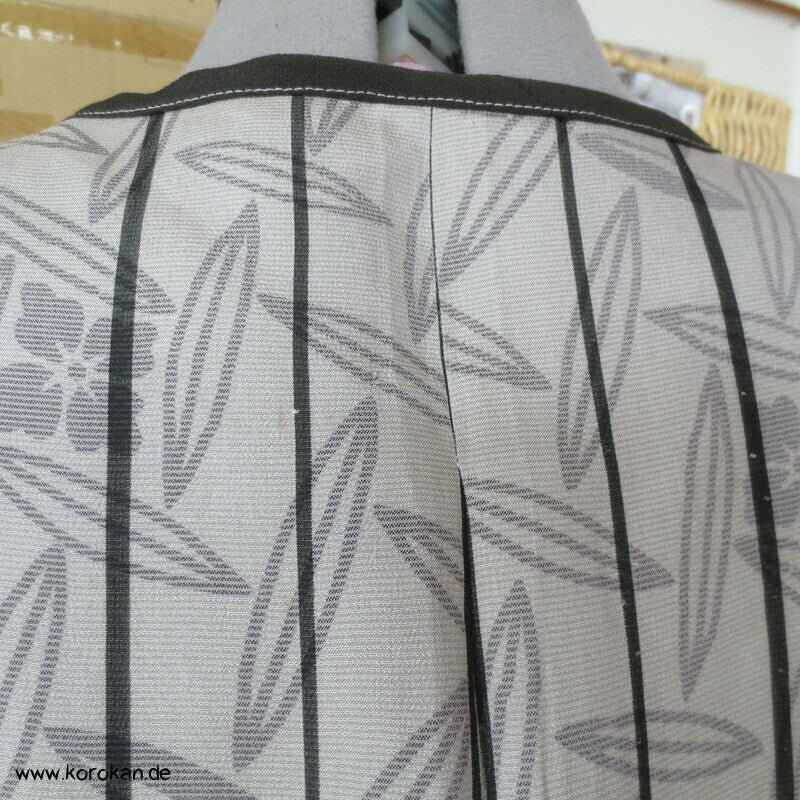 Blätter und Streifen Araihari Kimono Seide Blusentop