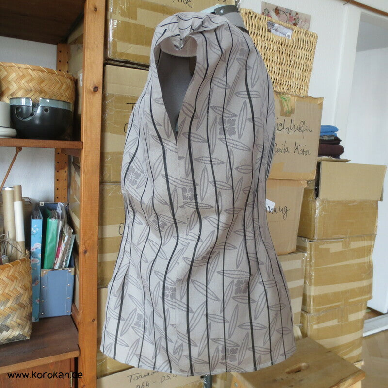 Blätter und Streifen Araihari Kimono Seide Blusentop