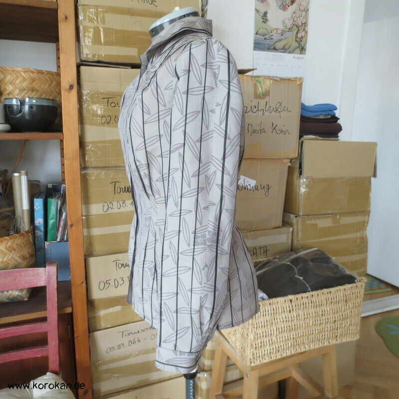 Blätter und Streifen Seiden Organza Crepe Upcycling Bluse