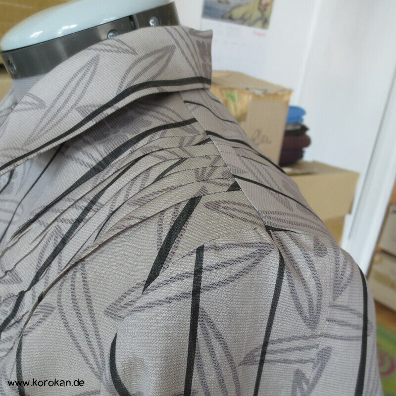 Blätter und Streifen Seiden Organza Crepe Upcycling Bluse
