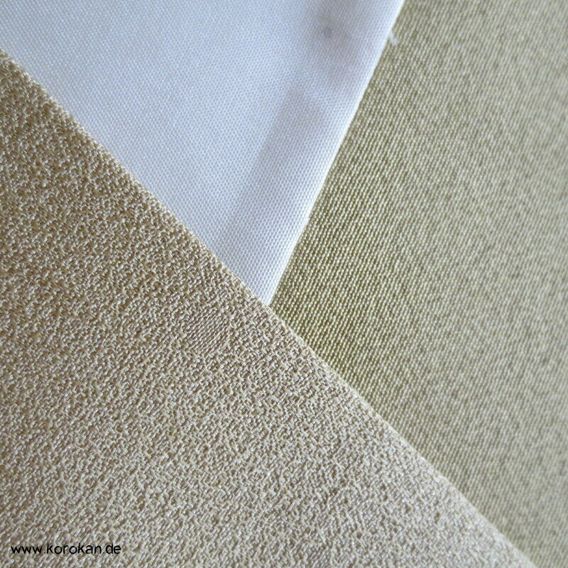 Ume Zweige auf blassem curry Winter Homongi Kimono
