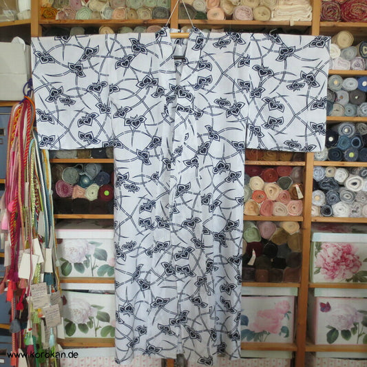 Yukata / Nemaki Kimono reine Baumwolle, mit Paulownia Baumblüten