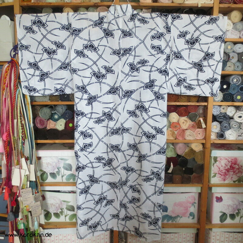 Yukata / Nemaki Kimono reine Baumwolle, mit Paulownia Baumblüten