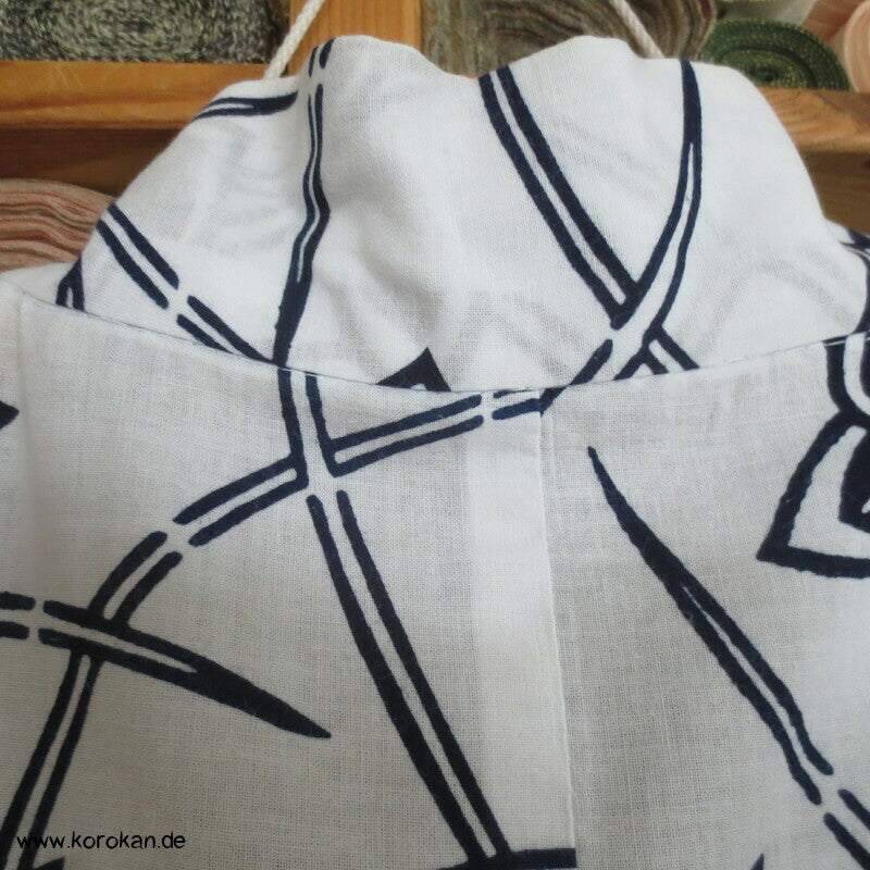 Yukata / Nemaki Kimono reine Baumwolle, mit Paulownia Baumblüten