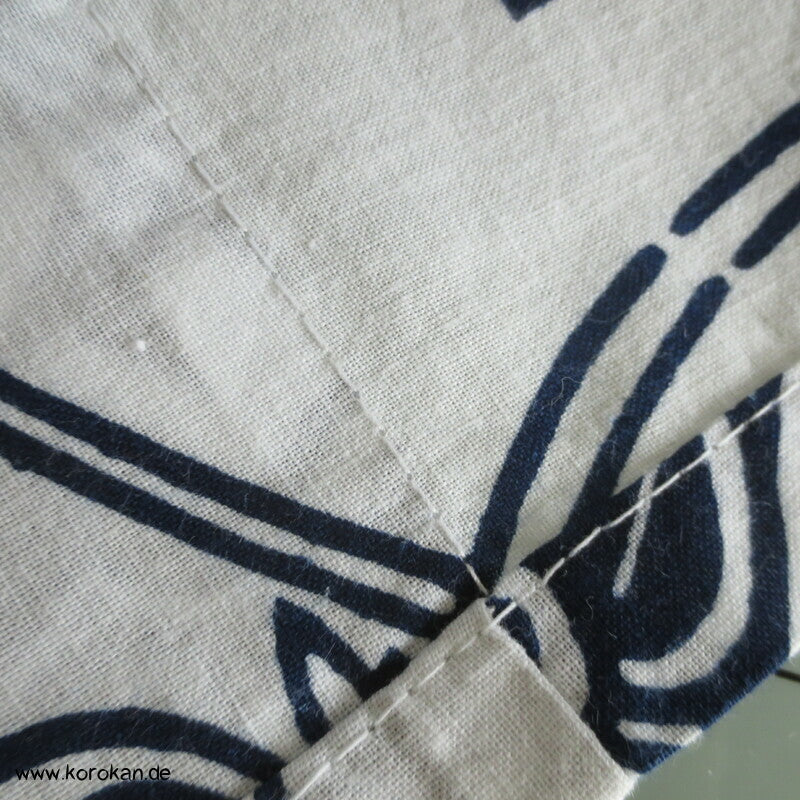 Yukata / Nemaki Kimono reine Baumwolle, mit Paulownia Baumblüten
