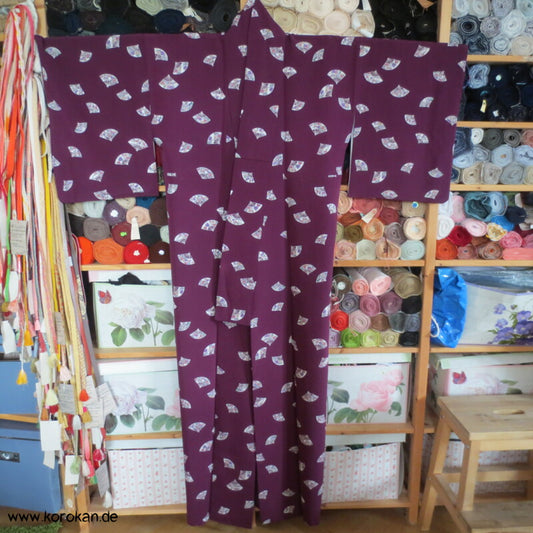 Fächer auf pflaume Komon Seidencrepe Kimono