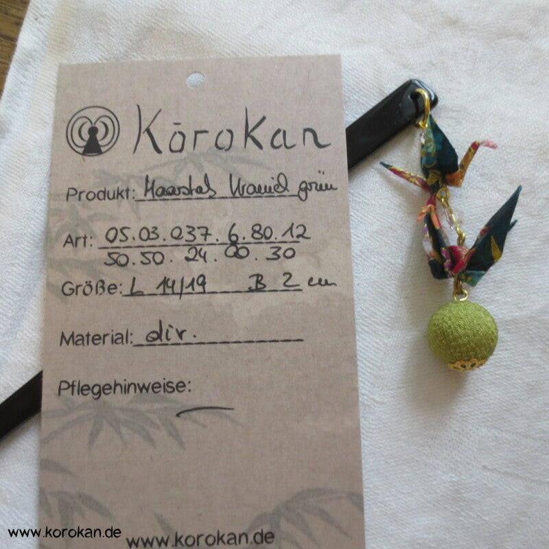 japanischer Haarstab mit hängenden Origami Kranichen