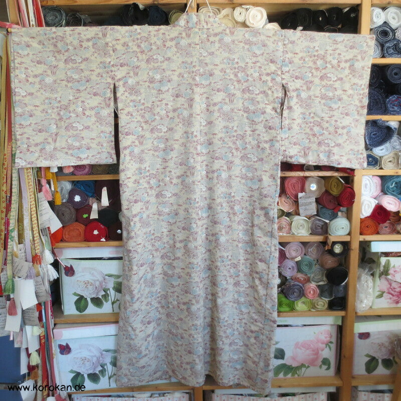 feine Blumen Druckmuster Hitoe Komon Kimono aus Wolle, zerstört