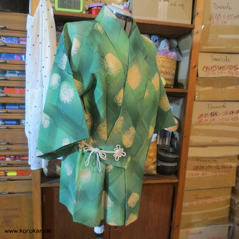 Dochugi Kimono Jacke, grünes diagonales Karo auf Crepe