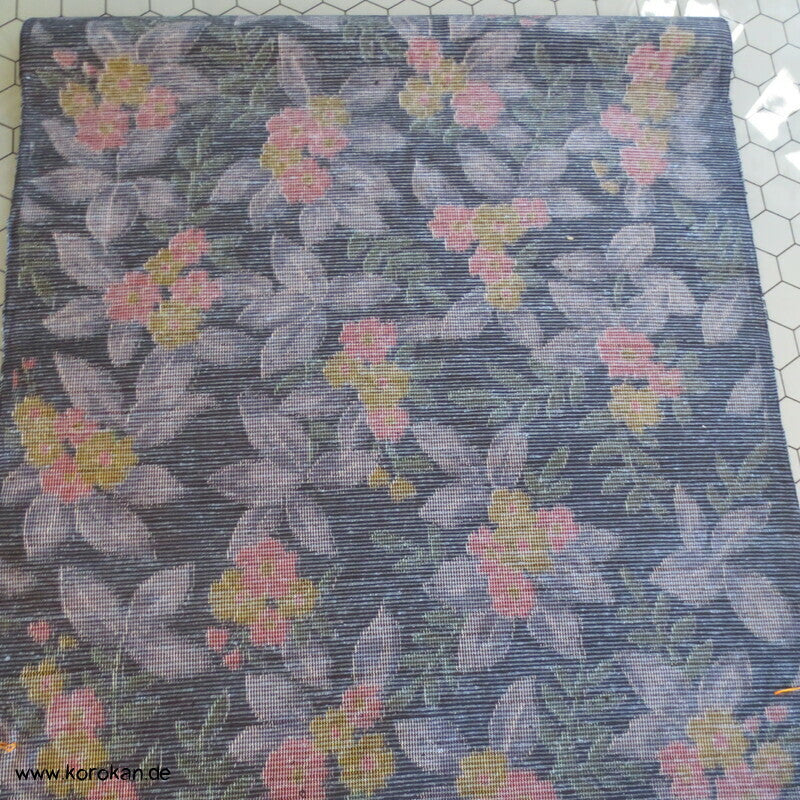 Blumensträuße Kasuri Tanmono Tsumugi Kimono Seide
