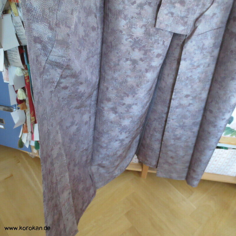 angedeutete Kasuri Blüten Hitoe Tsumugi Seiden Kimono