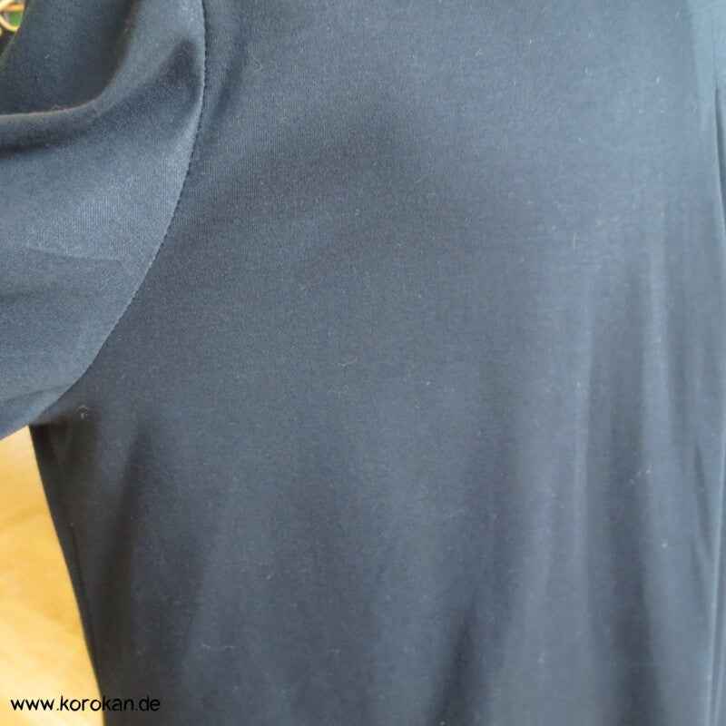schwarzes Baumwoll Langarm T Shirt Kellerfalten A Linie