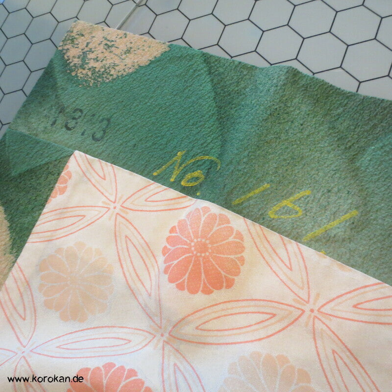 Dochugi Kimono Jacke, grünes diagonales Karo auf Crepe