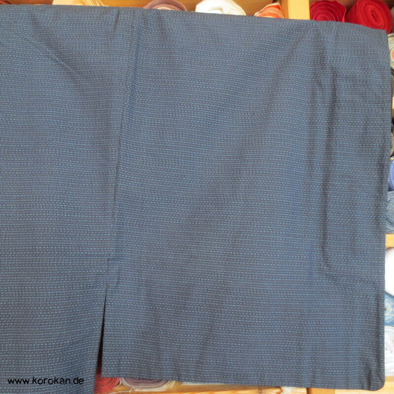 Oshima Tsumugi Seiden Komon Kimono, Kasuri Feinkaro