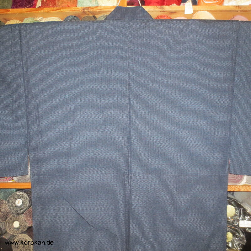 Oshima Tsumugi Seiden Komon Kimono, Kasuri Feinkaro