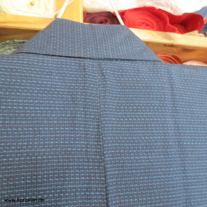 Oshima Tsumugi Seiden Komon Kimono, Kasuri Feinkaro