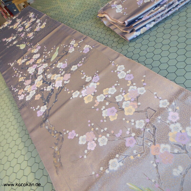 Vögelchen Jacquard Araihari Stoffreste Kimono, Uchikake oder Obi