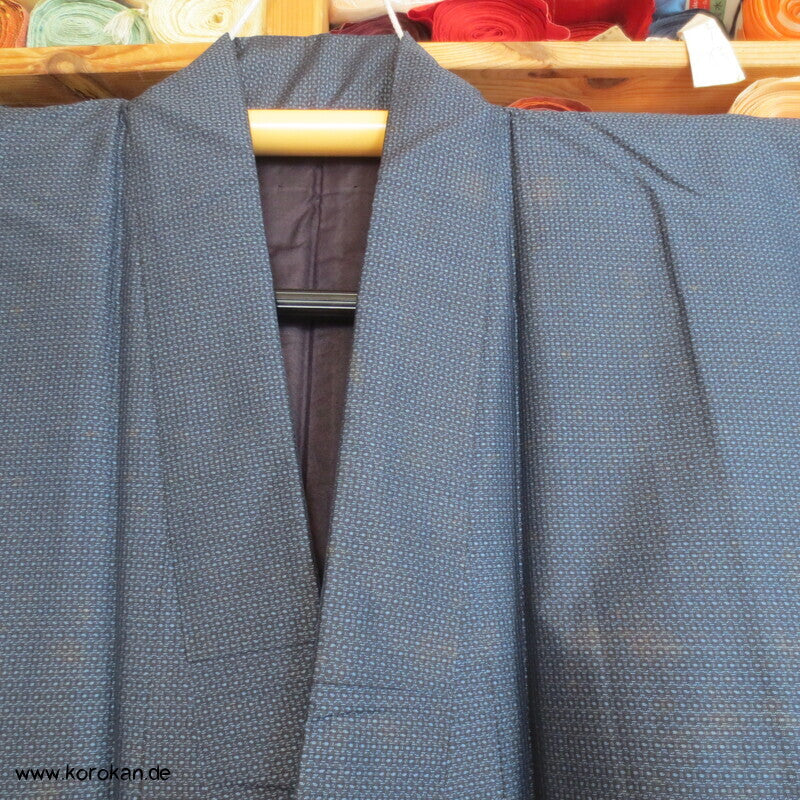 Tsumugi Seiden Komon Kimono, Kasuri Feinkaro