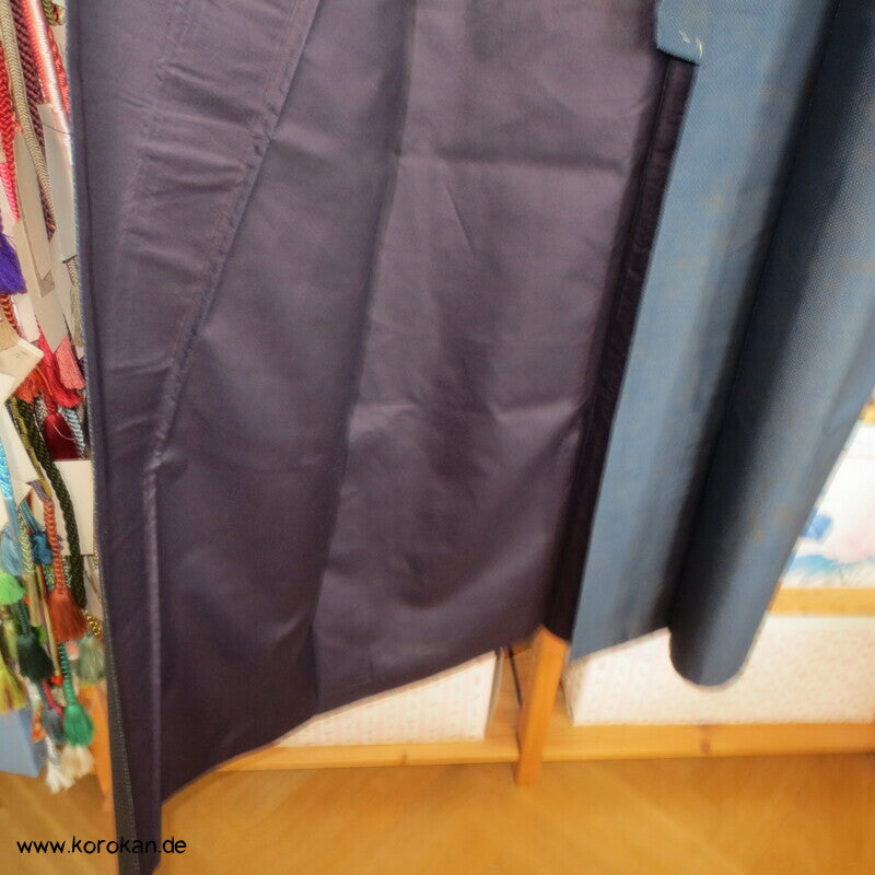 Tsumugi Seiden Komon Kimono, Kasuri Feinkaro