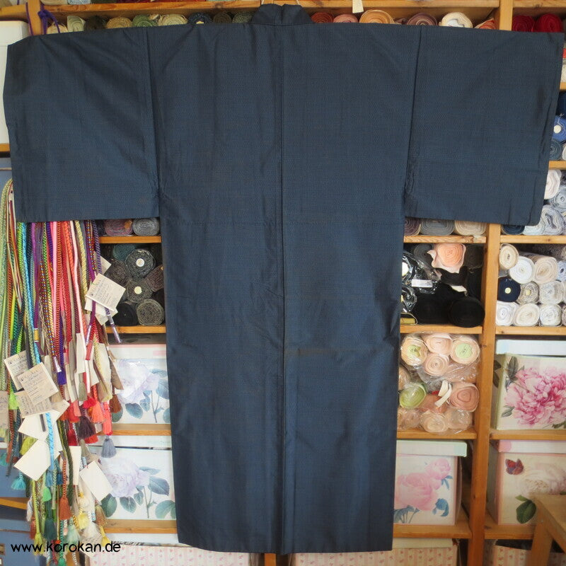 Tsumugi Seiden Komon Kimono, Kasuri Feinkaro