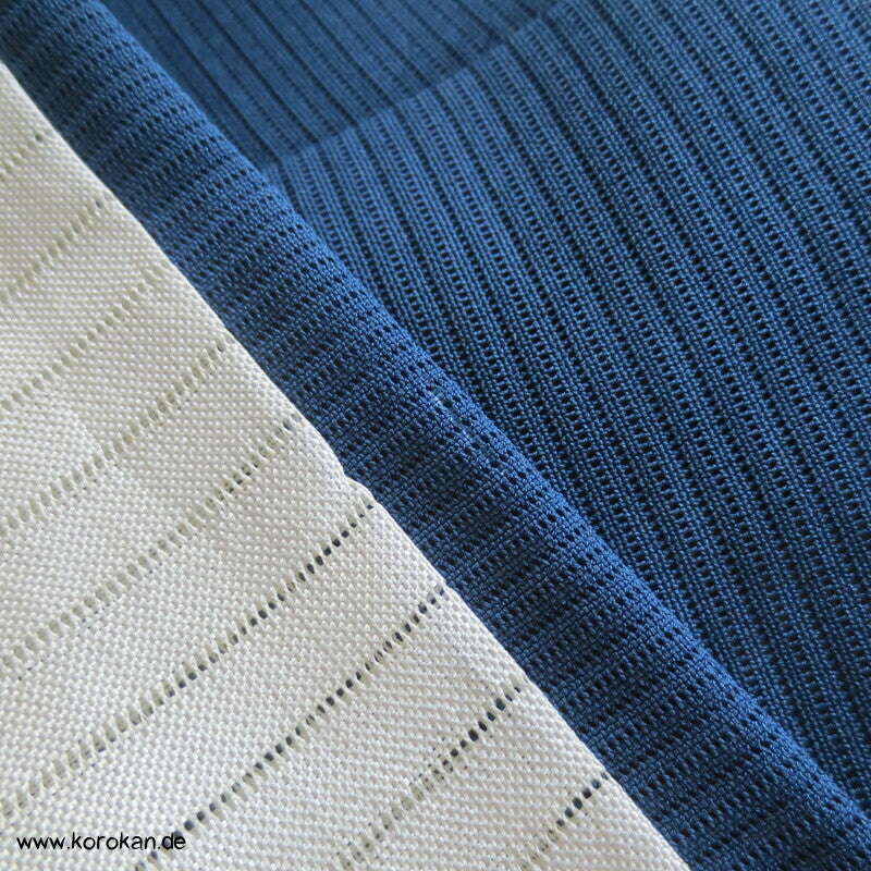 Nandina Gräser auf blau Hitoe Rho Seiden Kimono