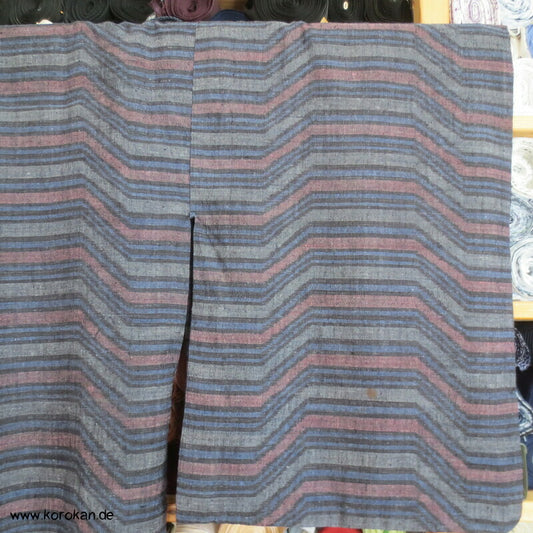 Japan Hitoe Tsumugi Seiden Kimono, geometrisch versetzter Streifen